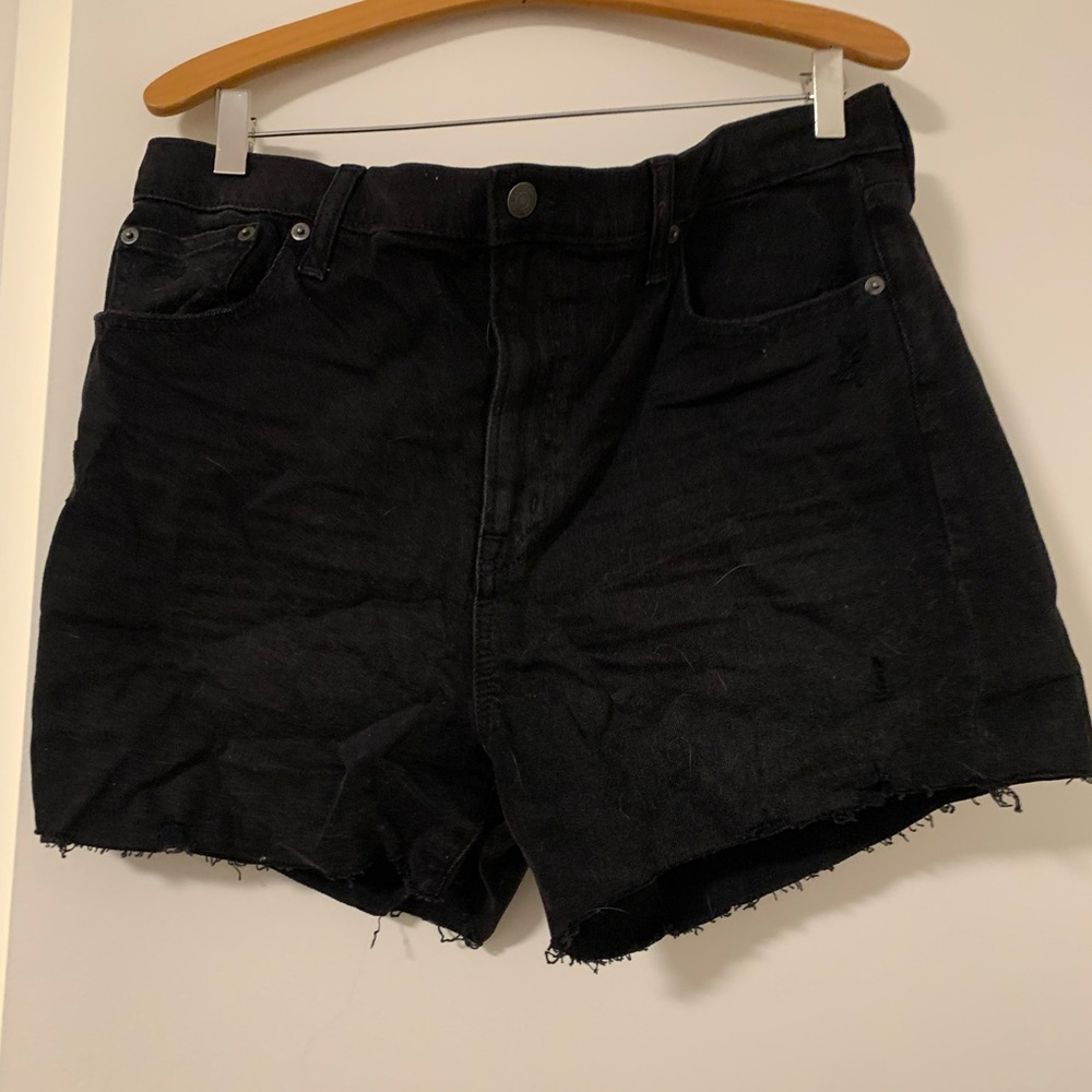 Gap shorts